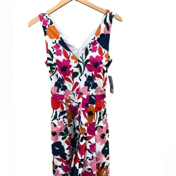 Donna Morgan Floral  V Neck Flowy Dress With Pockets Size 6 - Picture 7 of 9